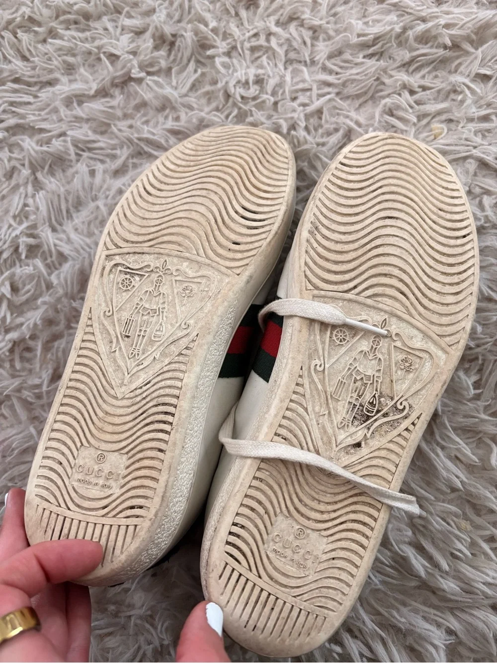 Gucci White Leather Floral Embroidered Lace-Up Sneakers